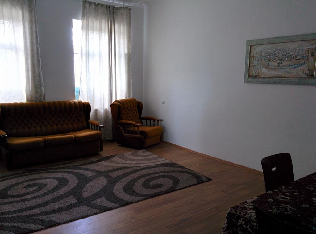 Guesthouse Natali Telavi Ngoại thất bức ảnh